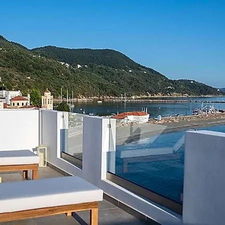 Flisvos Beachfront 3*