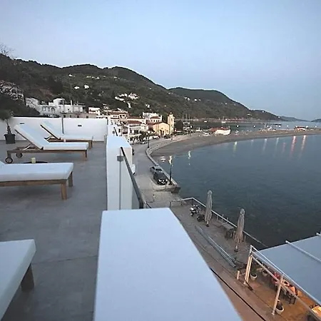 Flisvos Beachfront Hotel 3*