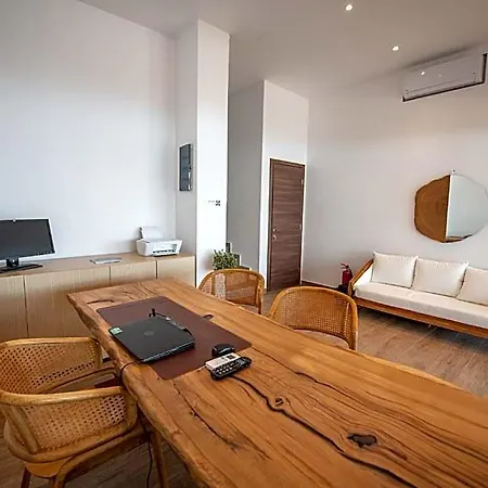 Flisvos Beachfront Hotel 3*