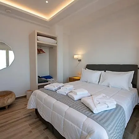 Flisvos Beachfront Hotel